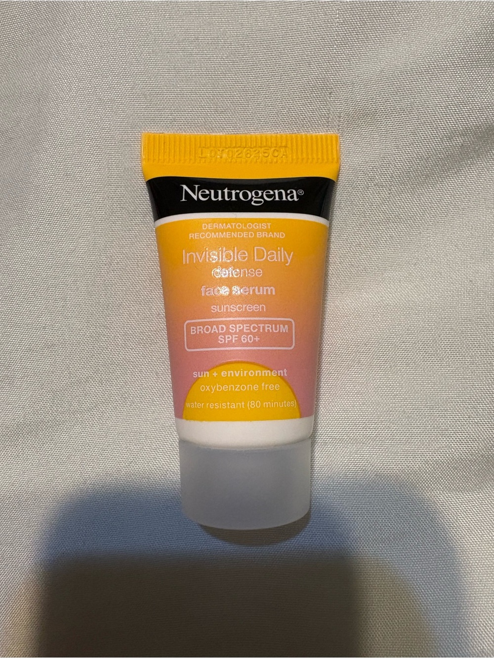 Neutrogena Invisible Daily Defense Face Serum SPF 60 Sunscreen